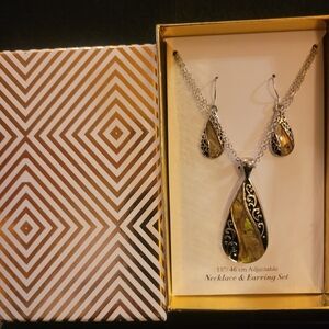 Necklace And Earring Gift Set